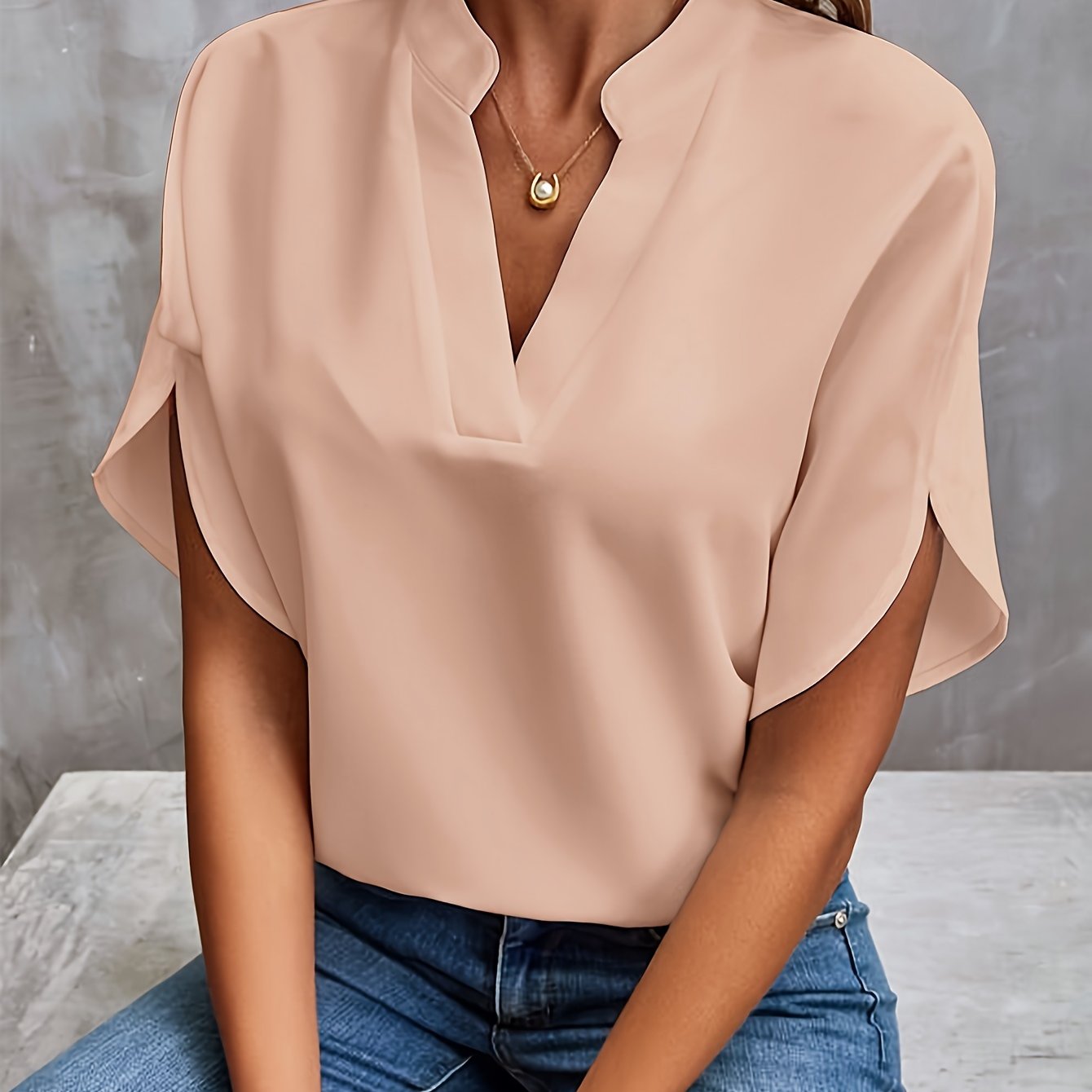 Lett Elegant Bluse med V-hals for Kvinner