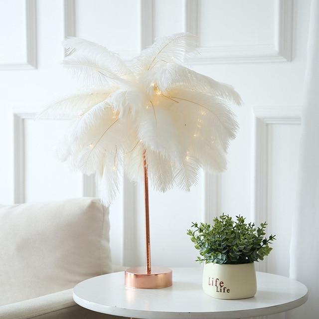 Fiery Feather Table Lamp-Lighting-Norskova-Hvit Fjær-AA Battery Power-Norskova