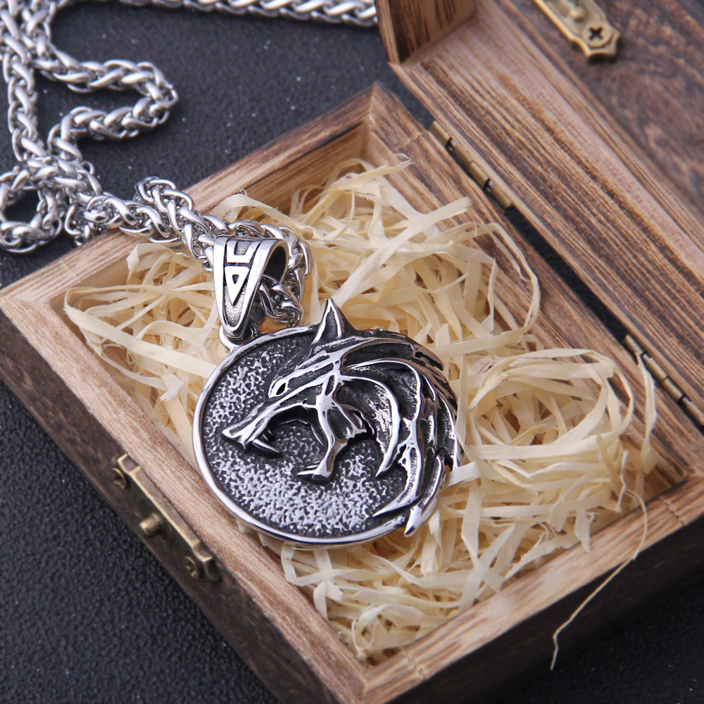 Veiviseren Geralt Wolf Head Pendant Halskjede-Jewelry-Norskova-Norskova